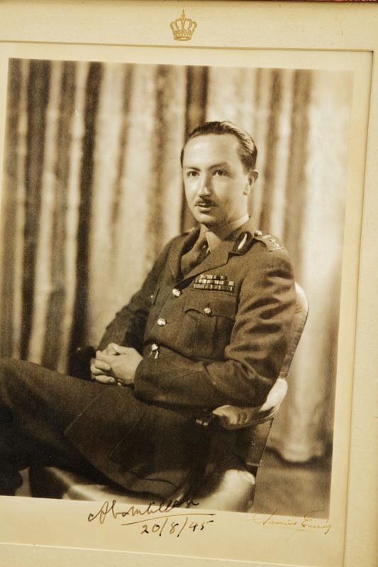 Foto di personaggi di lignaggio reale con autografi, prima metà del XX secolo