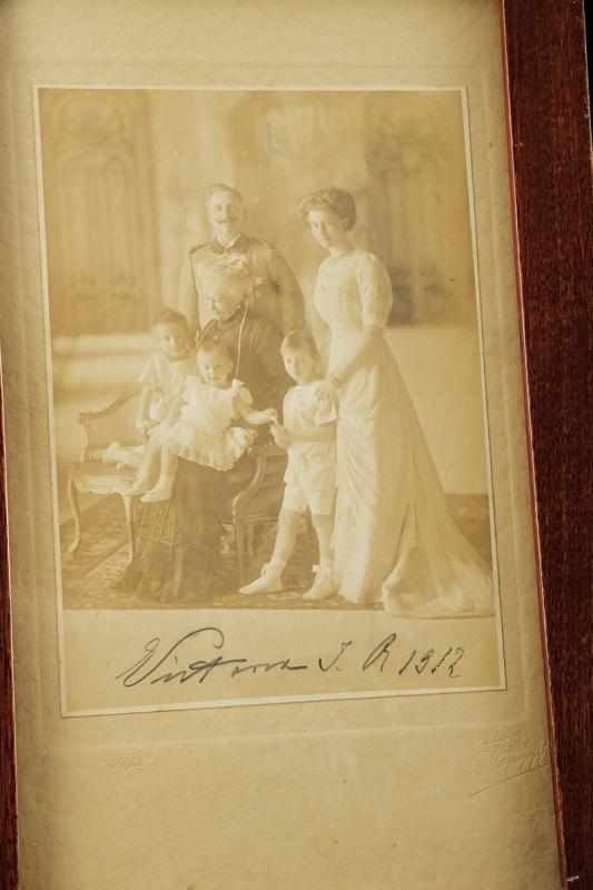 Fotografia di Guglielmo II di Germania con Consorte e Nipoti, Berlino, 1912