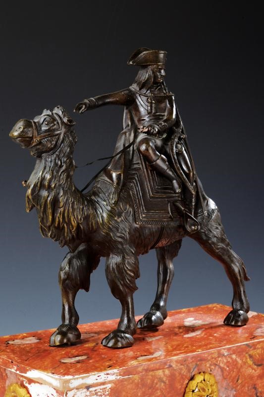 Scultore anonimo, Napoleone Bonaparte in sella a un dromedario