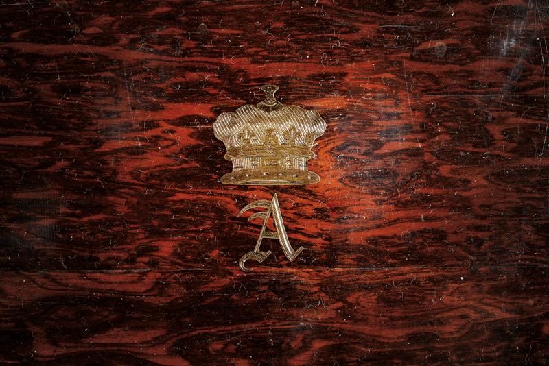 Set da toilette in argento e oro, Londra 1840, probabilmente appartenuto al principe Adolfo, Duca...