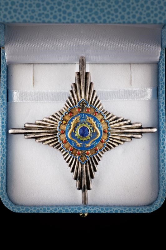 Ordine Imperiale del Doppio Dragone, placca di argento smaltato e dorato, fine XIX secolo