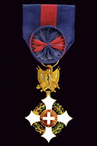 Ordine Militare di Savoia, Croce da Ufficiale in oro e smalto