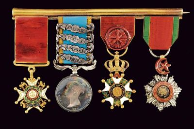 Barretta con quattro miniature commemorative, Inghilterra, circa 1900