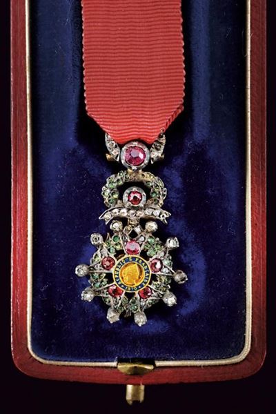 Ordine della Legion d'Onore, miniatura tempestata di rubini, smeraldi e diamanti