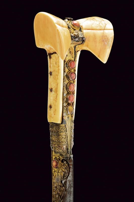 Yatagan, scimitarra turca del XIX secolo