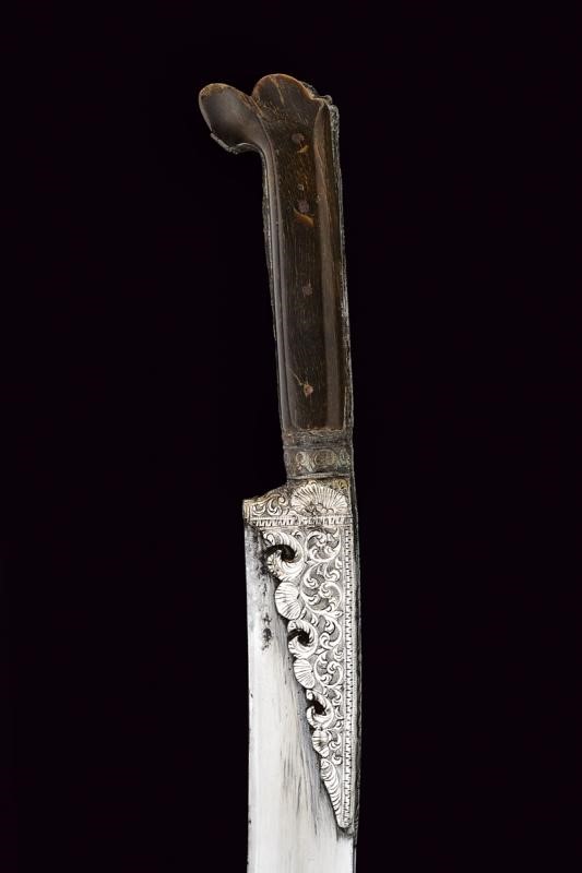 Yatagan turco con montatura in argento, fine XIX secolo