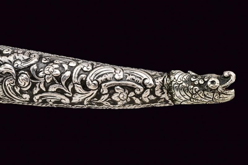 Yatagan turco con montatura in argento, fine XIX secolo
