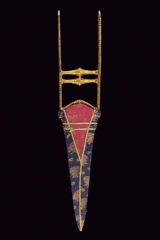Katar indiano, decorato con motivi floreali e geometrici in oro, metà del XIX secolo
