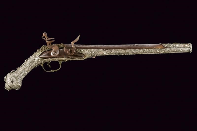 Pistola a pietra focaia, Turchia, Prima metà del XIX Secolo, lunghezza 54.5 cm, con fornimenti in...