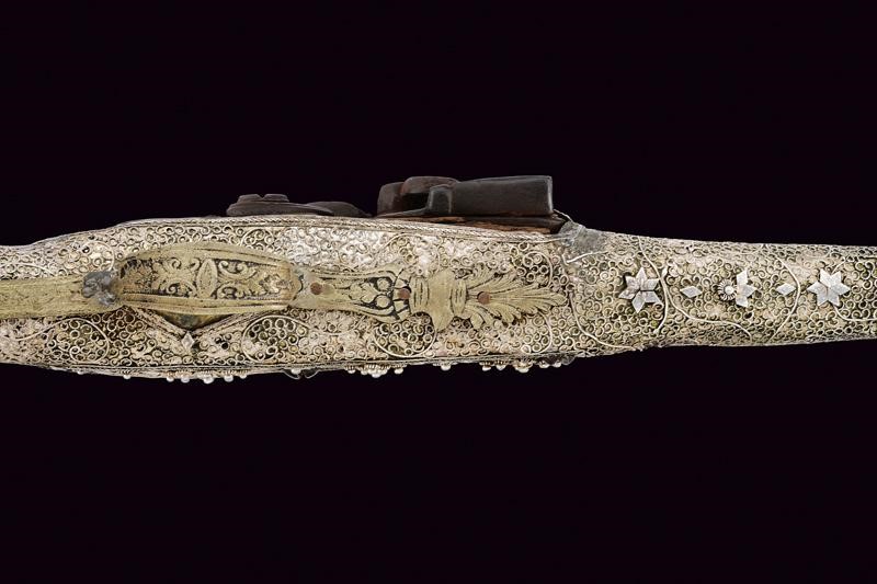 Pistola a pietra focaia turca, con fornimenti in argento, Prima metà del XIX Secolo