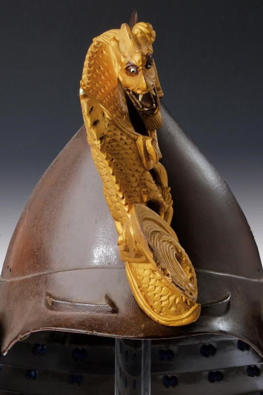 Eboshi Kabuto, elmo giapponese con Maedate e lacca marrone