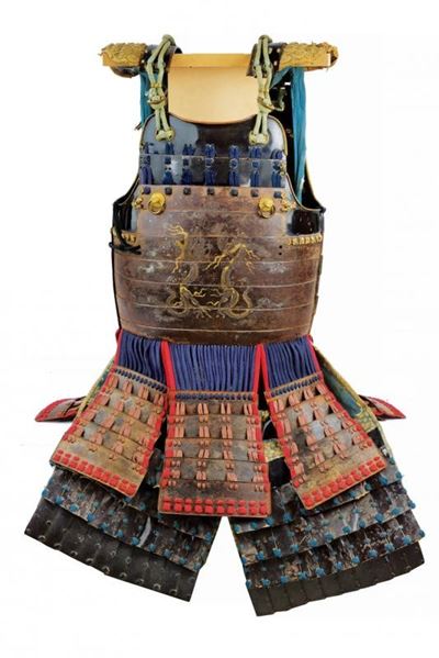 Okegawa Do, armatura in ferro del Periodo Edo con dragone in argento e oro