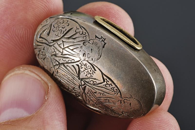 Ishiguro Masayoshi, Fuchi-kashira con firma e kao