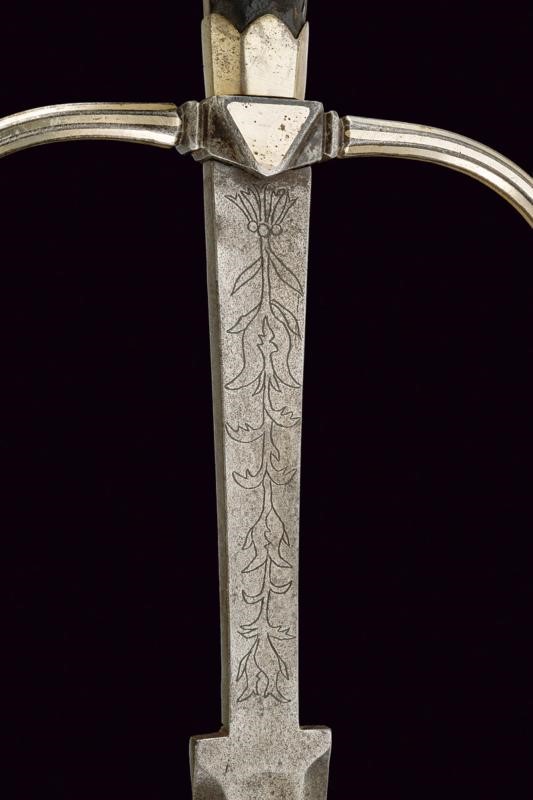Spada a una mano e mezza da nobiluomo, Italia settentrionale, metà XVI Sec., lunghezza 127 cm