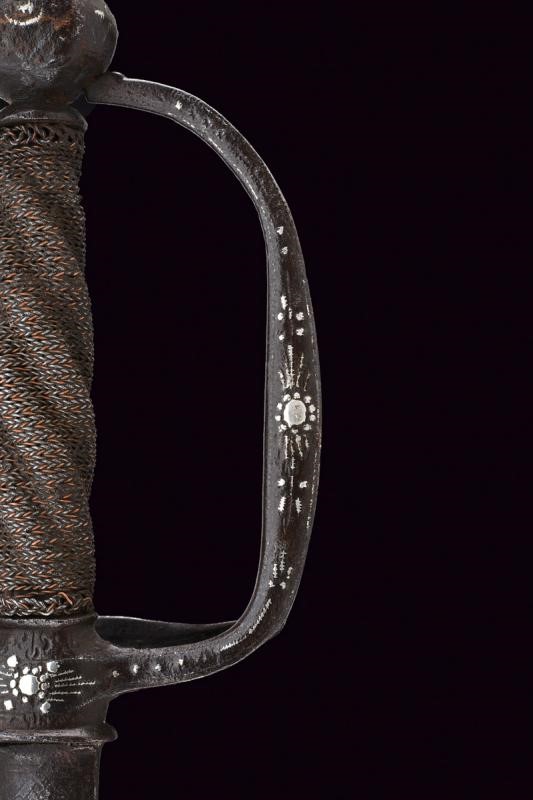 Spadino con decorazioni in argento, Francia, fine XVII - inizio XVIII secolo, lunghezza 97.5 cm