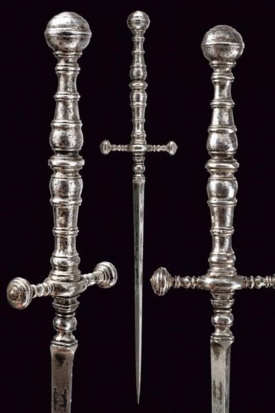 Stiletto, lama dritta in ferro massiccio, XVII secolo