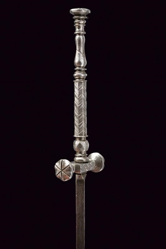 Stiletto da signora, ferro massiccio, XVII secolo