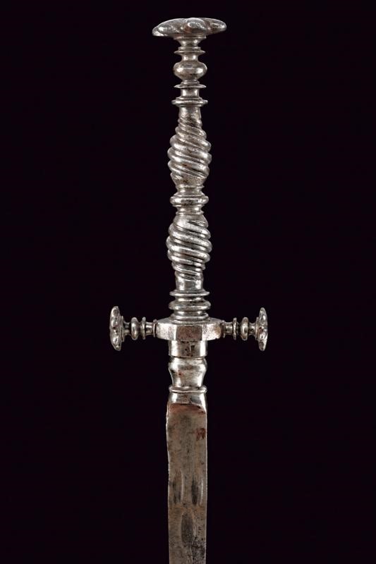 Stiletto, lama dritta con impugnatura a balaustro, XVII Secolo