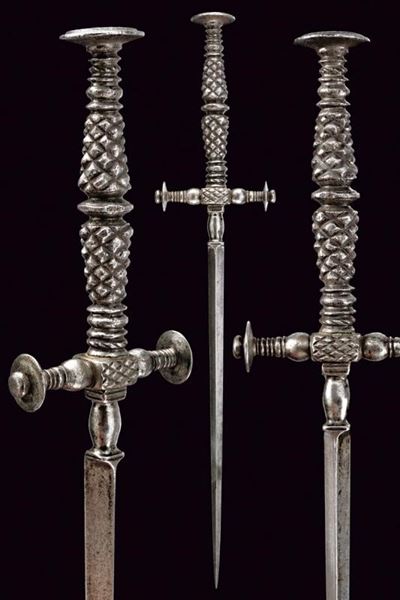Stiletto Italiano, Lunghezza 28.7 cm, XVII Secolo