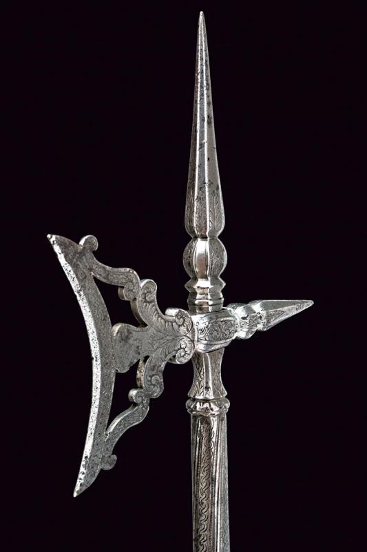 Azza d'armi incisa, Europa orientale, XVI Sec., lunghezza 75.7 cm
