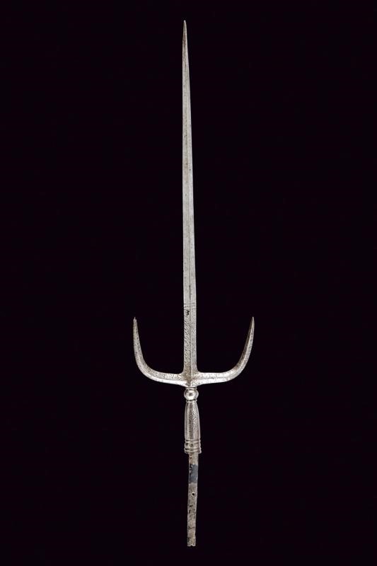 Brandistocco, ferro, 1600 circa, lunghezza 66 cm