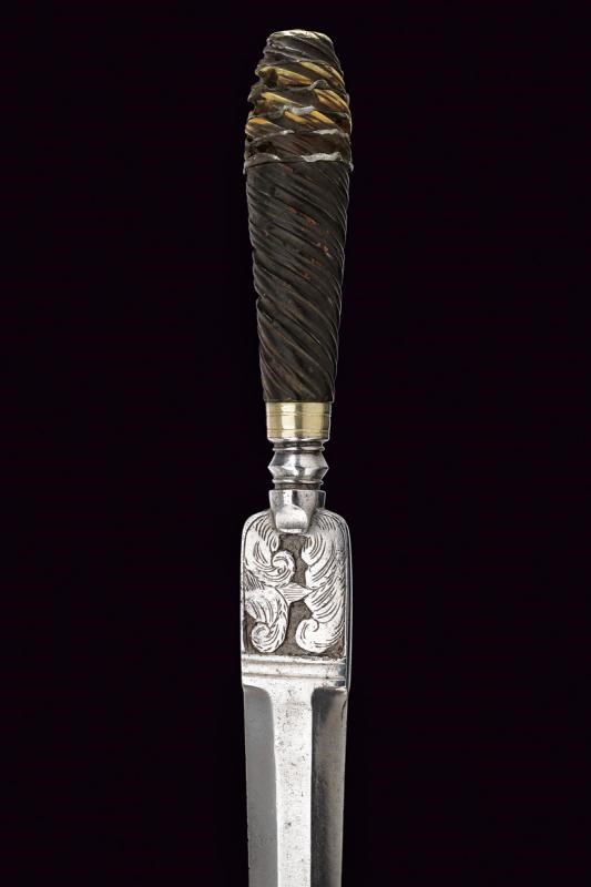Pugnali da caccia, Italia meridionale, lunghezza 25.4 - 35.8 cm