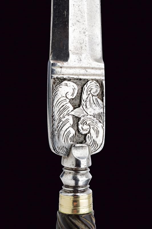 Pugnali da caccia, Italia meridionale, lunghezza 25.4 - 35.8 cm