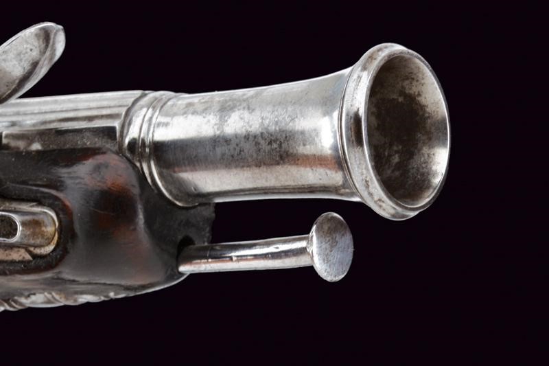 Pistola a pietra focaia da viaggio, Francia, lunghezza 19 cm