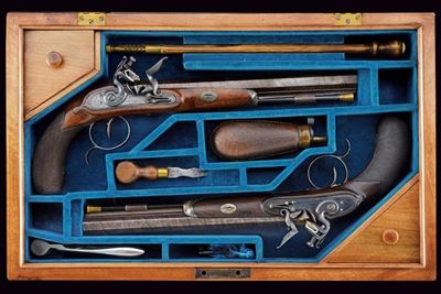 Fowler, Paio di pistole a pietra focaia in cassetta, Dublino, lunghezza 38 cm