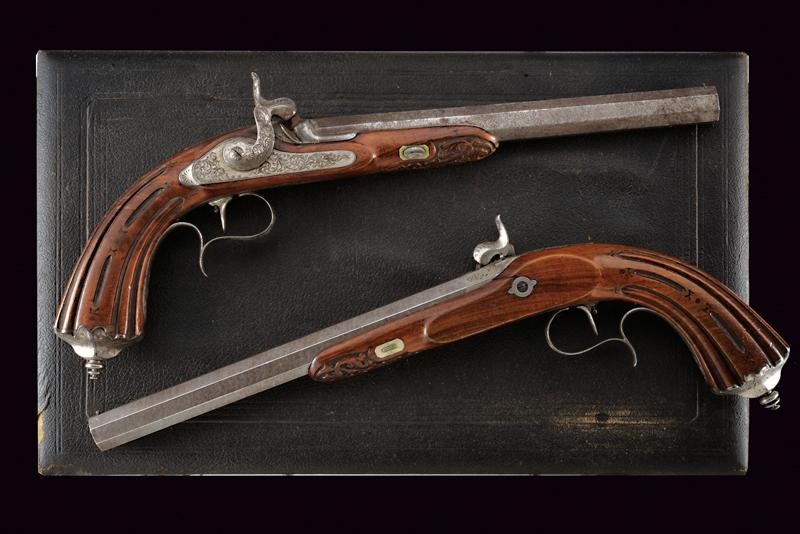 Paio di pistole a luminello da tiro, Belgio, lunghezza 41.3 cm