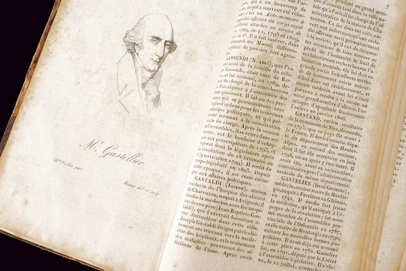 Gillet, Mazzagatto a luminello con custodia a libro