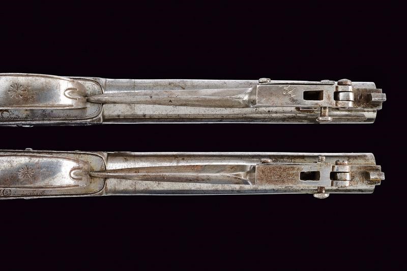 Paio di mazzagatti a luminello con baionetta a scatto, Francia, lunghezza 24 cm