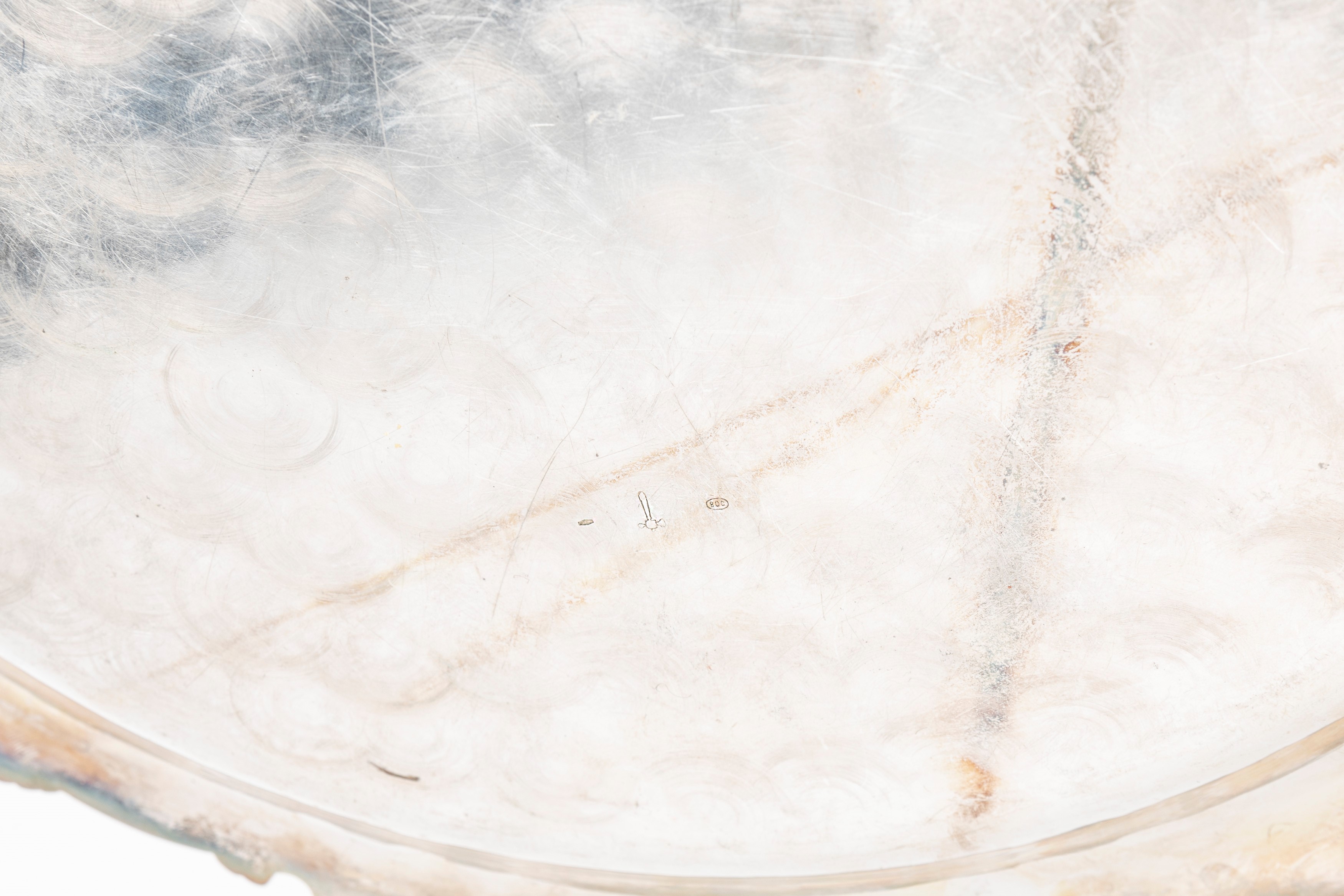 Tre piatti ed un vassoio