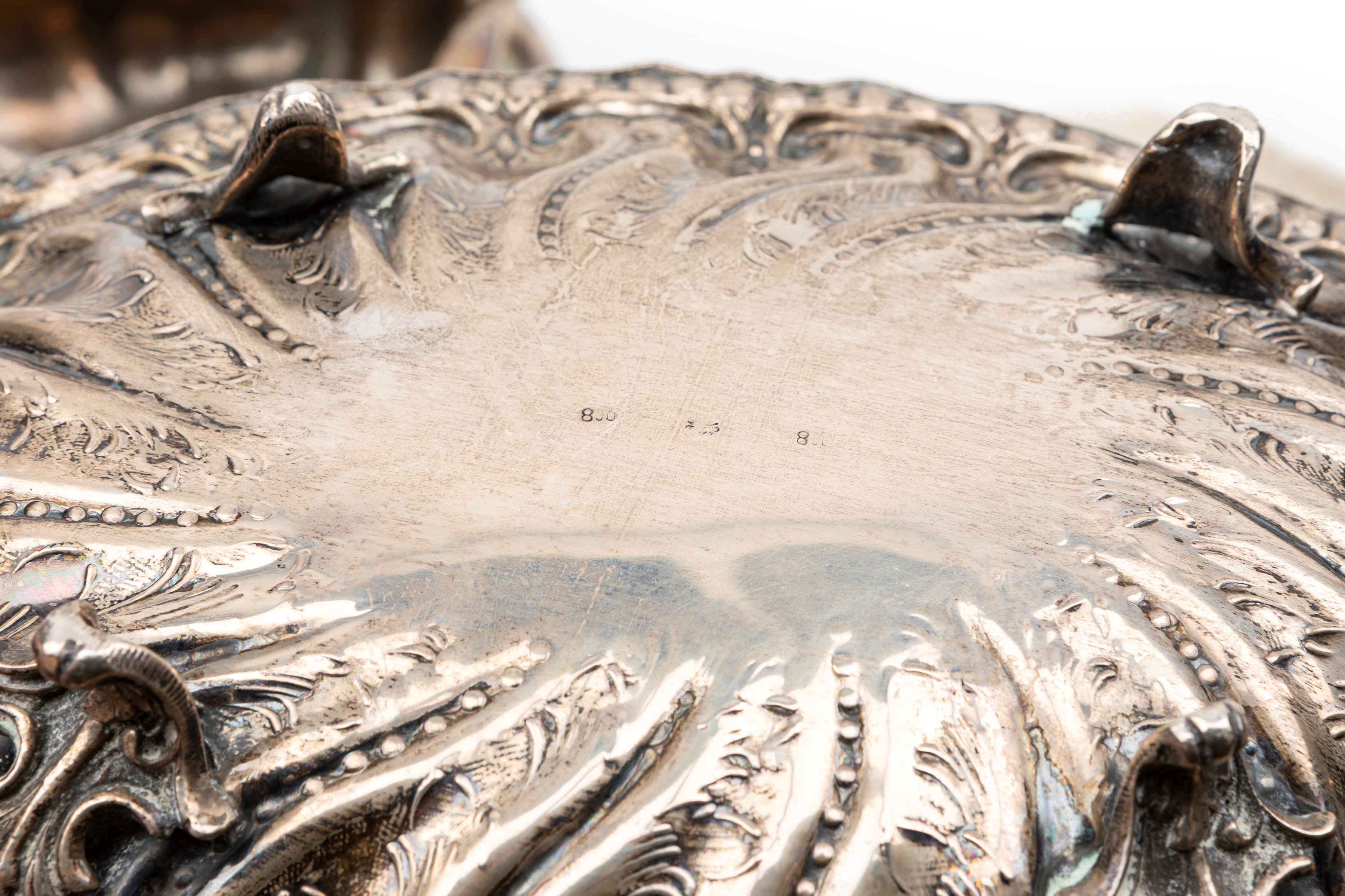 Quattro centrotavola e un vaso