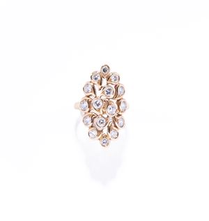  - Anello con diamanti 