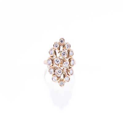Anello in oro giallo 18k con diamanti taglio brillante, totale ct 1,20