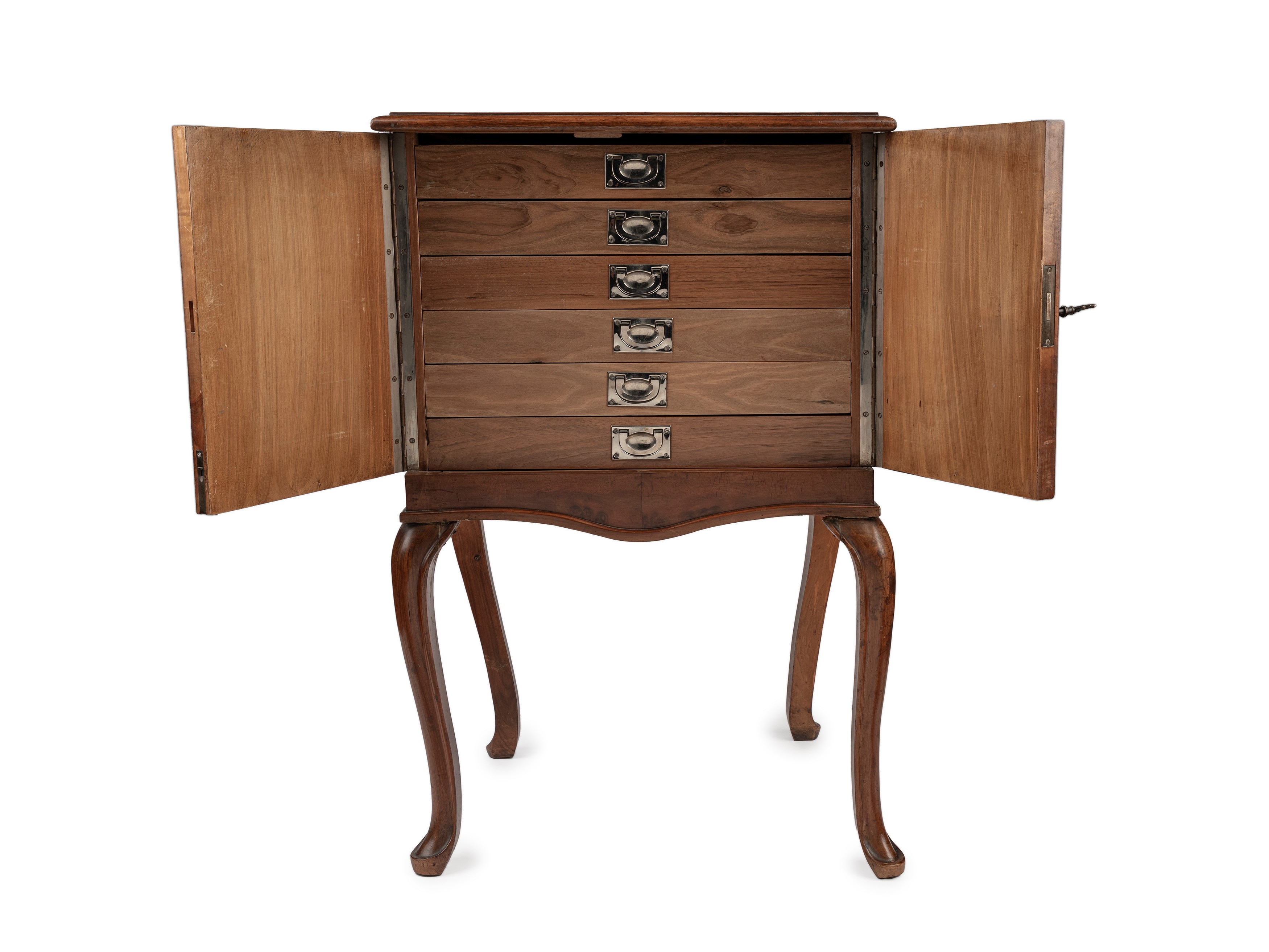 Servizio di posate con mobile in legno