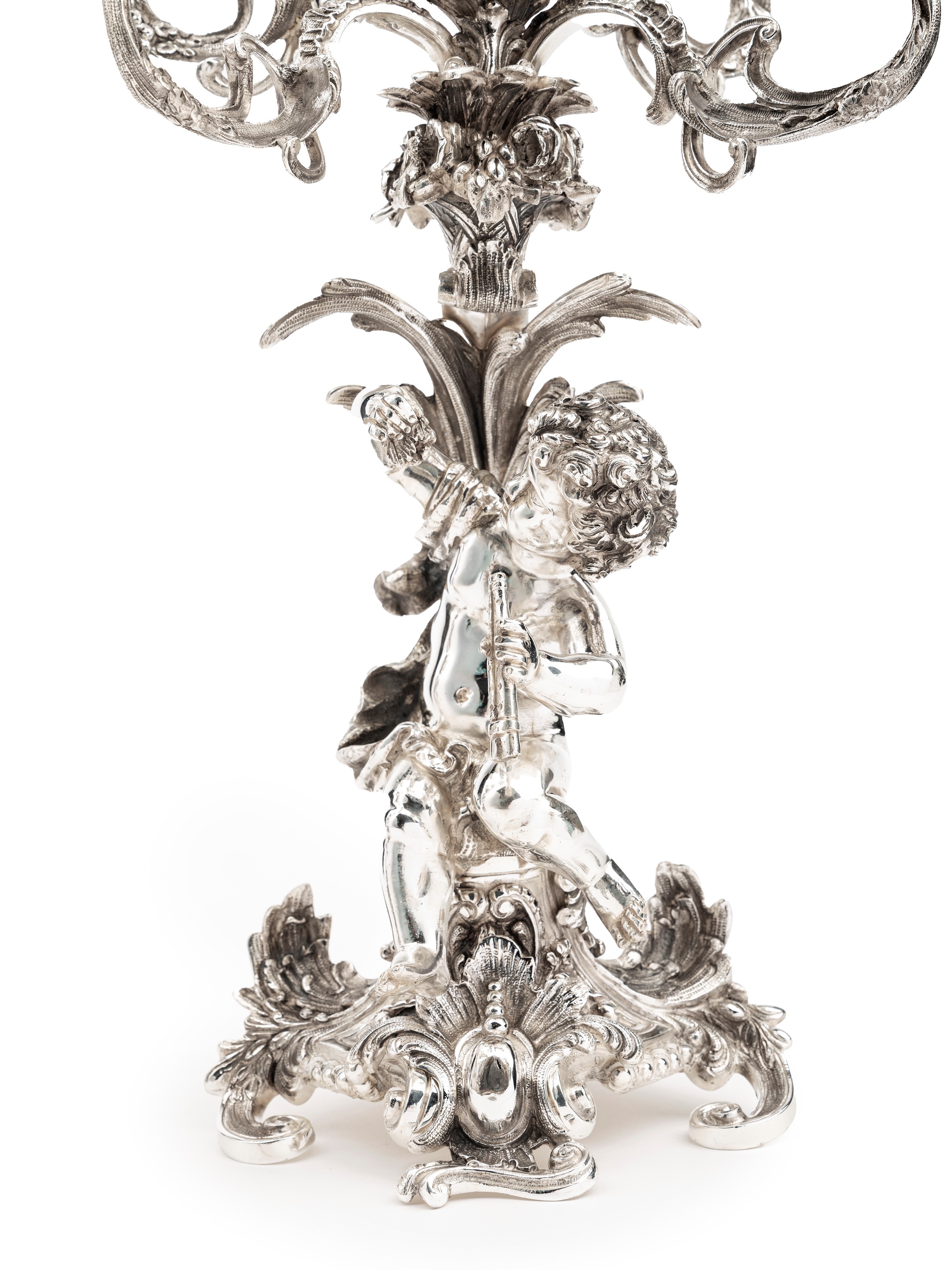 Importante Coppia di Candelabri con Putti