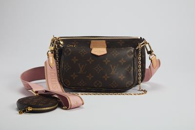 Borsa Multi Pochette Accessoires, tela monogram con dettagli in metallo dorato, 2019