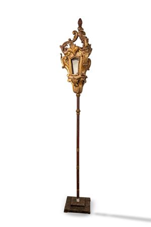Venetian lantern in carved and gilded wood in Mecca, Venice, 18th century