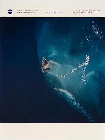 Autore non identificato, Earth view, Bimini Islands, Bahamas, stampa cromogenica vintage su carta...
