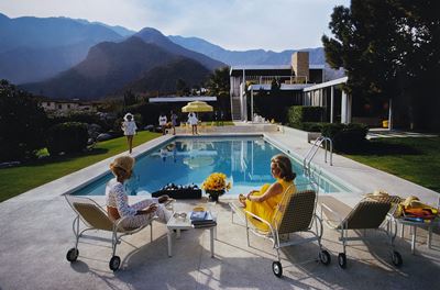 Poolside Glamour, Palm Spring, California, C-print, 1970