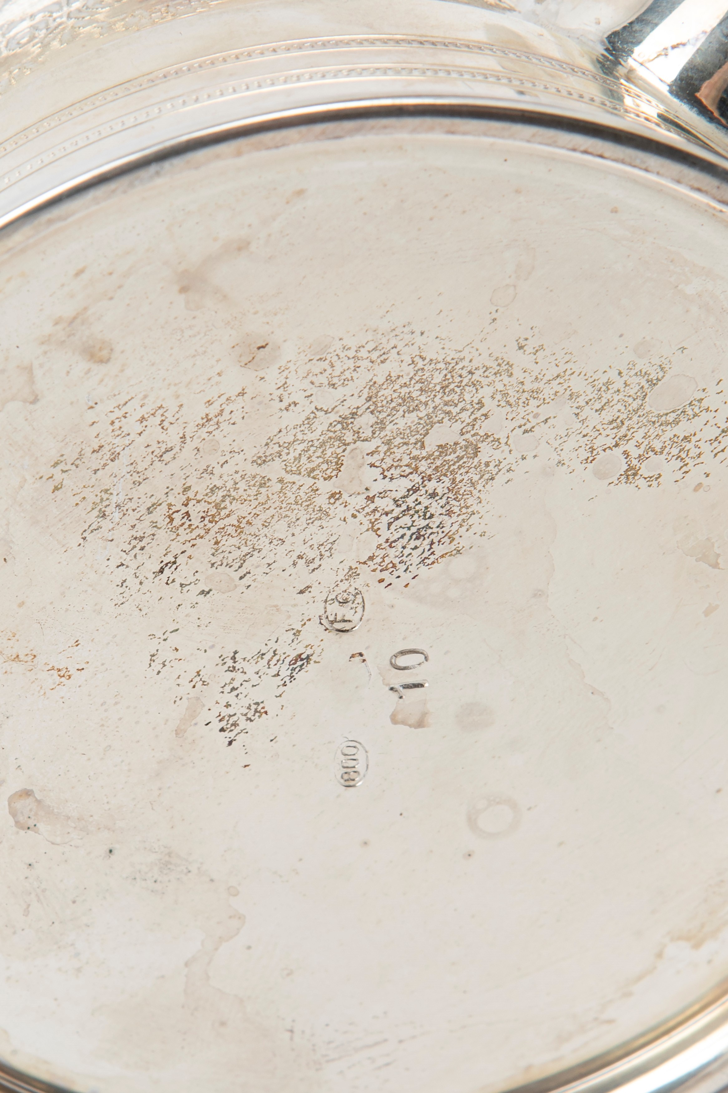 Piccolo set da tè con vassoio