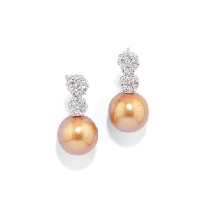 Golden cultured pearl earrings