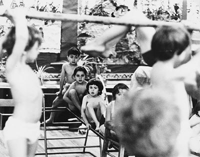 Londra, scuola Bonsfield, metodo moderno antiautoritario, stampa vintage alla gelatina ai sali d'...