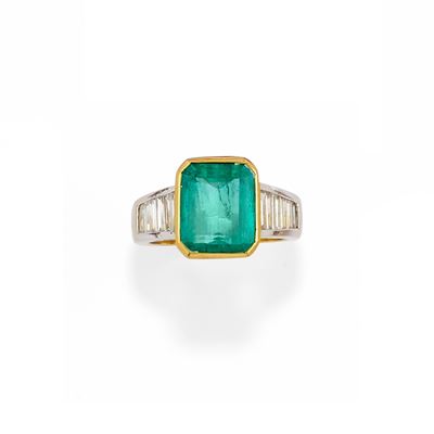 Anello con Smeraldo