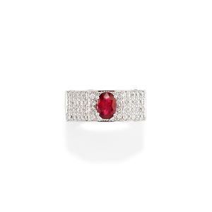 Anello con rubino