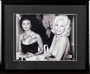 Sophia Loren – Foto autografata - 21,5x 20 cm (8”x10” inch) – In cornice - Cert. Beckett