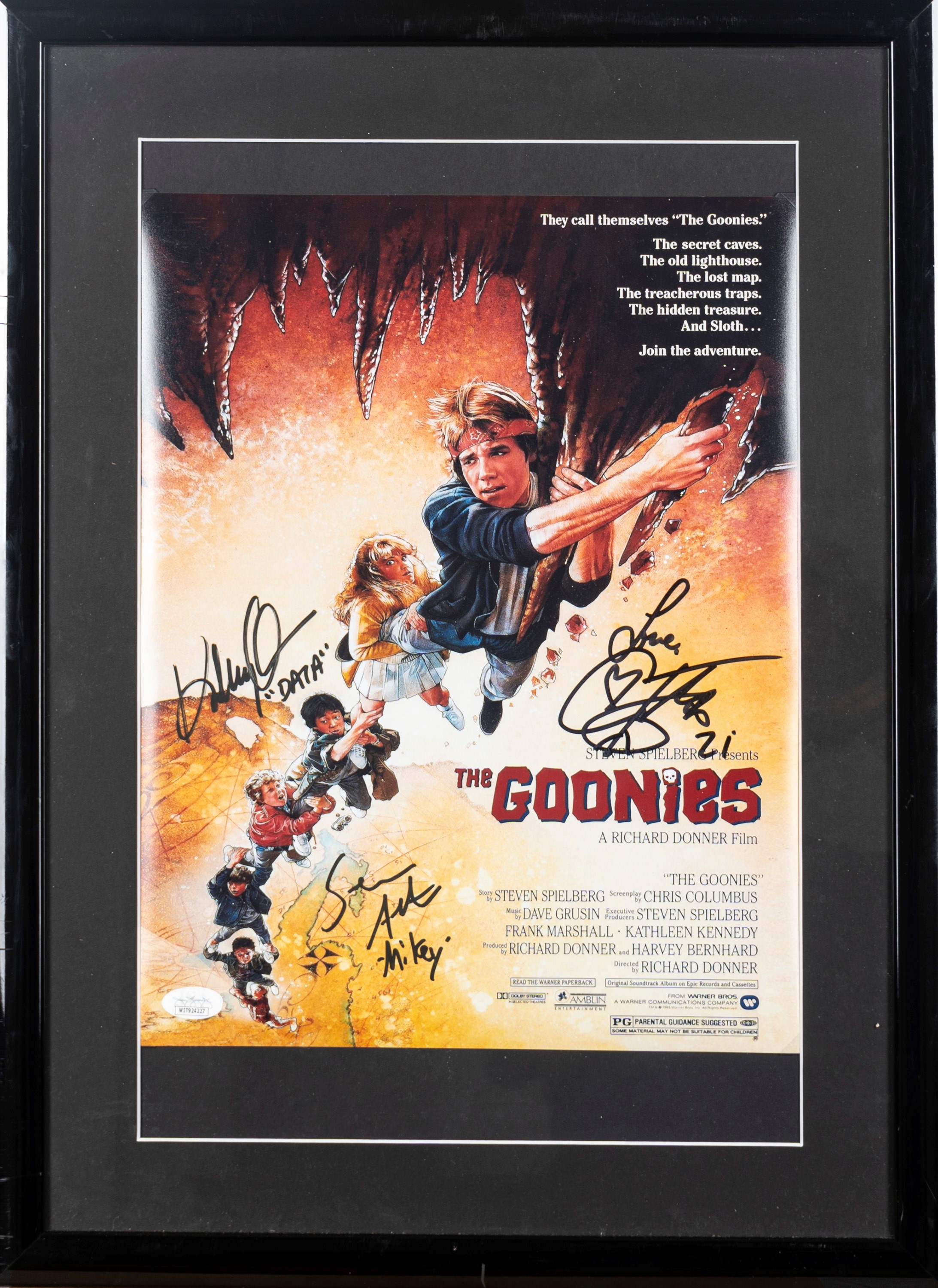 Photo Signée Sean Astin - The Goonies - 11x14 - Métallique - Authentifiée Beckett - BAS 1
