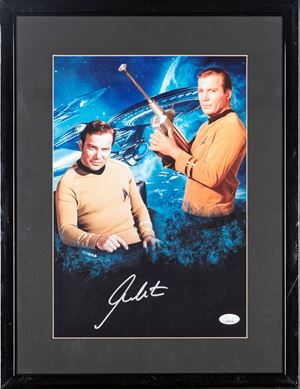 William Shatner – Foto autografata - Star Trek - In cornice - 28 x 45 cm (11”x17” inch) - Cert. JSA